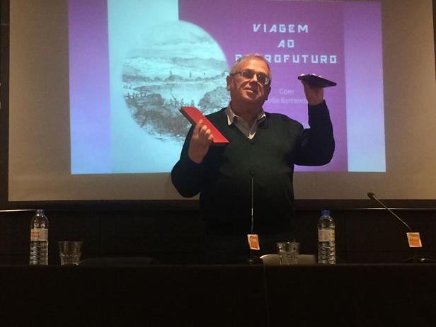 Imagem cedida por Luís Rodrigues (que a iluminação da sala não era das melhores e as minhas ficaram impublicáveis)